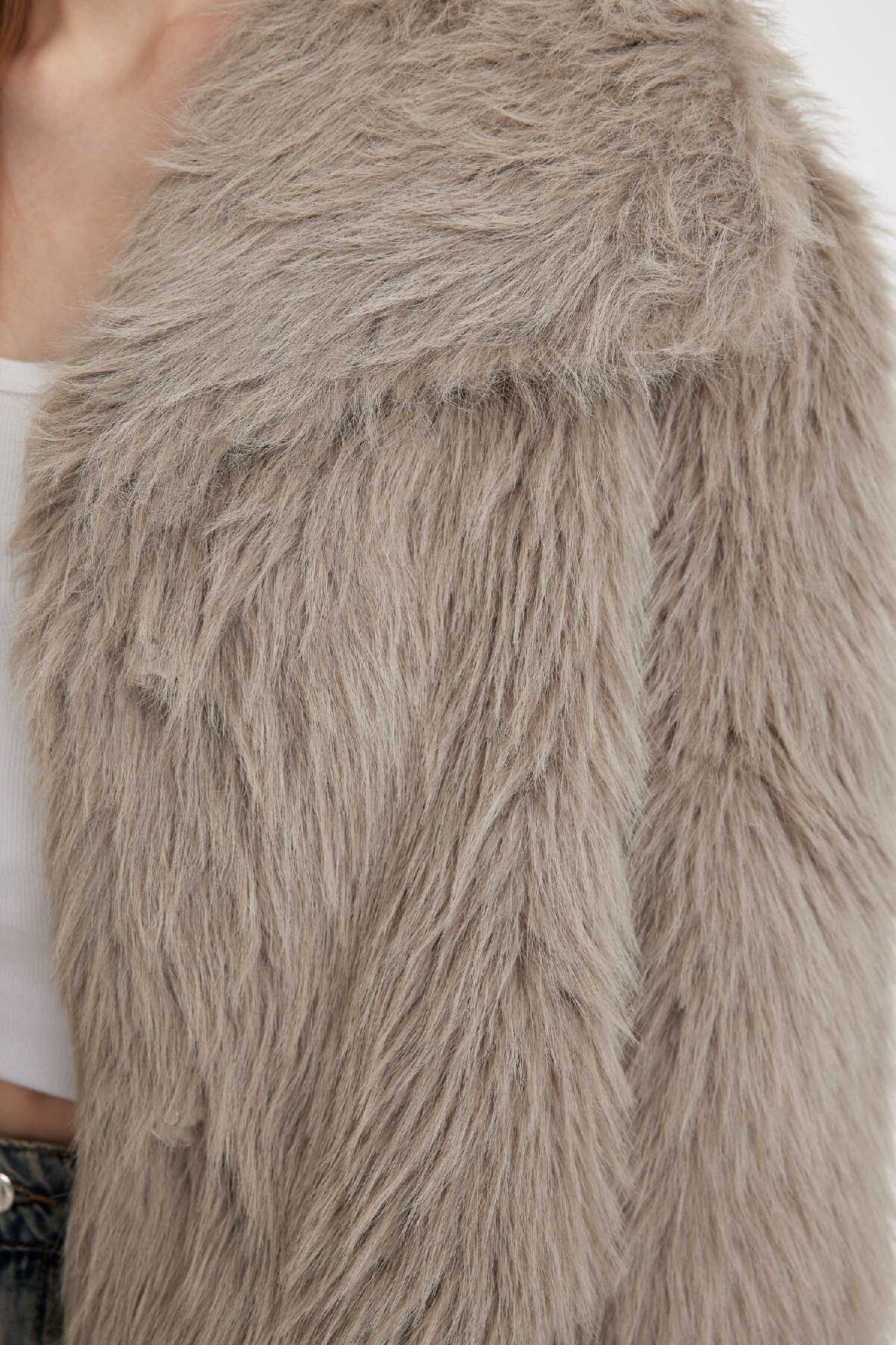 Relax Fit Ceket Yaka Çıtçıt Kapamalı Suni Kürk Mont C9546AX24WN Relax Fit Ceket Yaka Çıtçıt Kapamalı Suni Kürk Mont C9546AX24WN