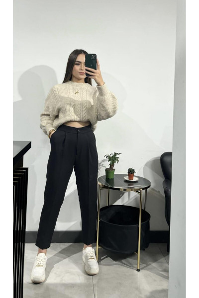 Kadın Siyah Dar Kesim Kumaş Pantolon Kadın Siyah Dar Kesim Kumaş Pantolon