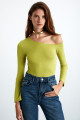 Waleska Kadın Viskon Likralı Kayık Yaka Tek Omuz Dekolteli Yeşil Bluz Waleska Kadın Viskon Likralı Kayık Yaka Tek Omuz Dekolteli Yeşil Bluz