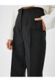 Yüksek Bel Cepli Slim Fit Cigarette Pantolon Yüksek Bel Cepli Slim Fit Cigarette Pantolon