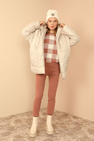 Sasha Moda Mont Taş Std - Kapitone Kumaş Fermuarlı Yaka Kısa Boy Oversize/salaş Kadın Mont Sasha Moda Mont Taş Std - Kapitone Kumaş Fermuarlı Yaka Kısa Boy Oversize/salaş Kadın Mont