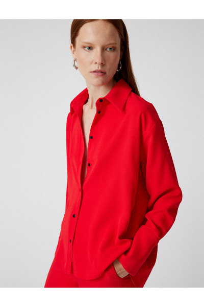 Krep Gömlek Uzun Kollu Klasik Yaka Kalça Boy Regular Fit Krep Gömlek Uzun Kollu Klasik Yaka Kalça Boy Regular Fit