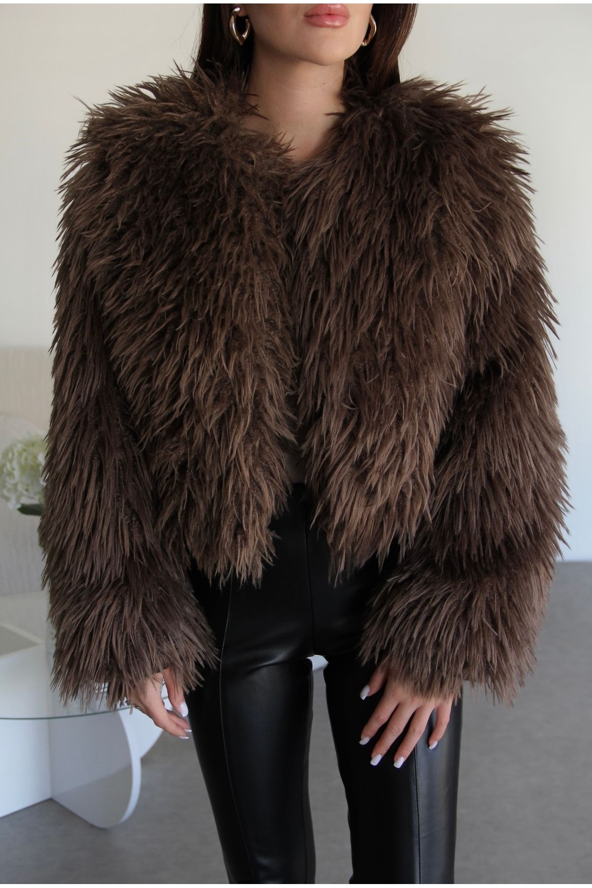 Marka Model Kabarık Astarlı Premium Kısa Kürk Ceket Marka Model Kabarık Astarlı Premium Kısa Kürk Ceket
