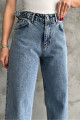 Kemeri Toka Detaylı Bol Kesim Geniş Paça Jean Pantolon Kemeri Toka Detaylı Bol Kesim Geniş Paça Jean Pantolon