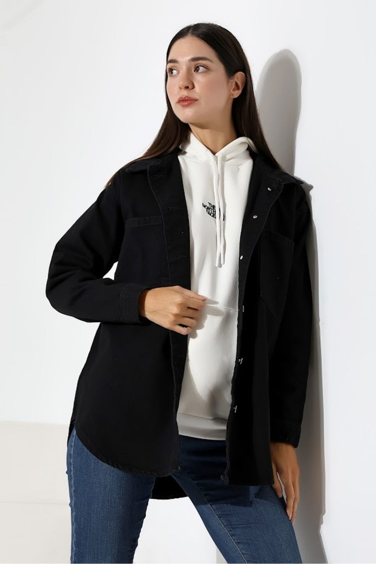KOPYA - Kadın oversize salaş kot ceket KOPYA - Kadın oversize salaş kot ceket