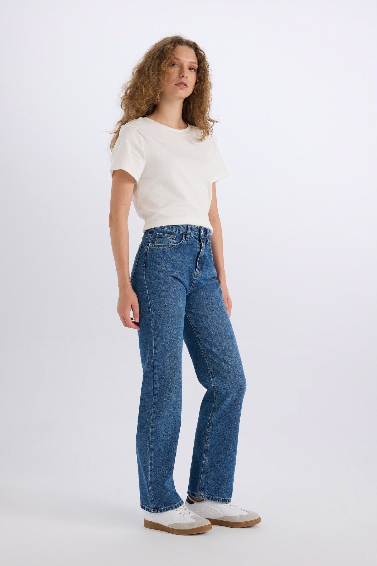 Straight Fit Yüksek Bel Bilek Boy Jean Yıkamalı Pantolon E0734AX24WN Straight Fit Yüksek Bel Bilek Boy Jean Yıkamalı Pantolon E0734AX24WN