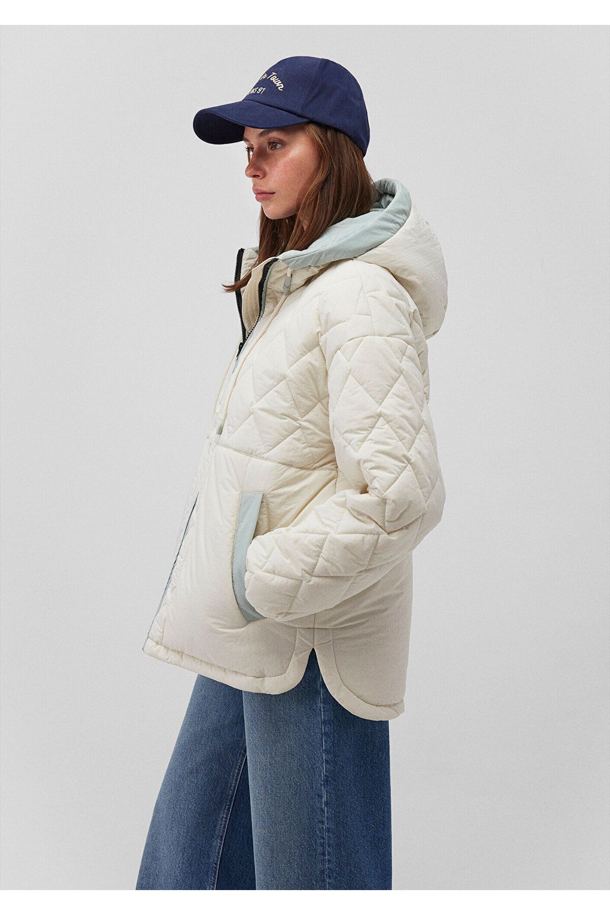 Kapüşonlu Ekru Kapitone Ceket Loose Fit / Bol Rahat Kesim 1110499-86412 Kapüşonlu Ekru Kapitone Ceket Loose Fit / Bol Rahat Kesim 1110499-86412