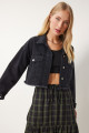 Kadın Siyah Püskül Detaylı Denim Crop Ceket AN00214 Kadın Siyah Püskül Detaylı Denim Crop Ceket AN00214