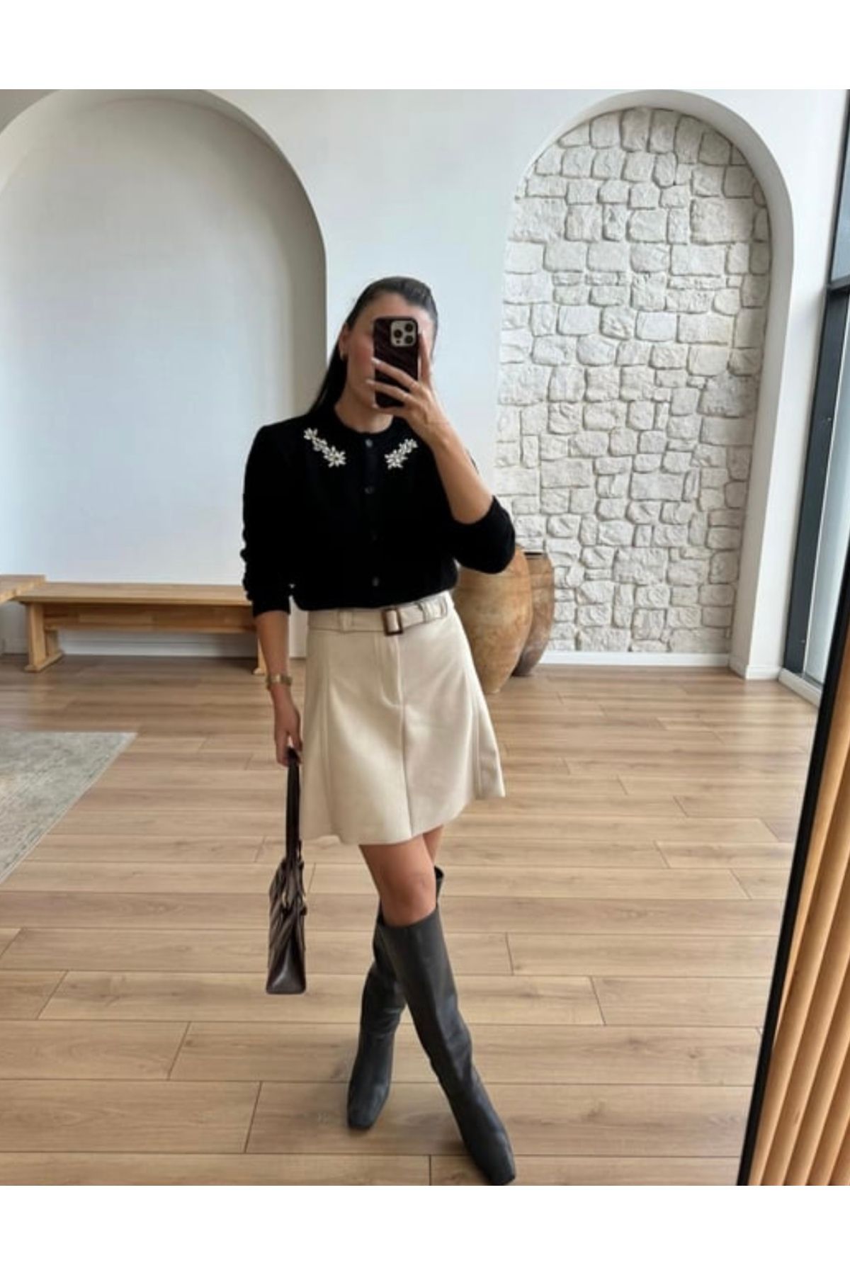 Yakası Taşlı Hırka Yakası Taşlı Hırka