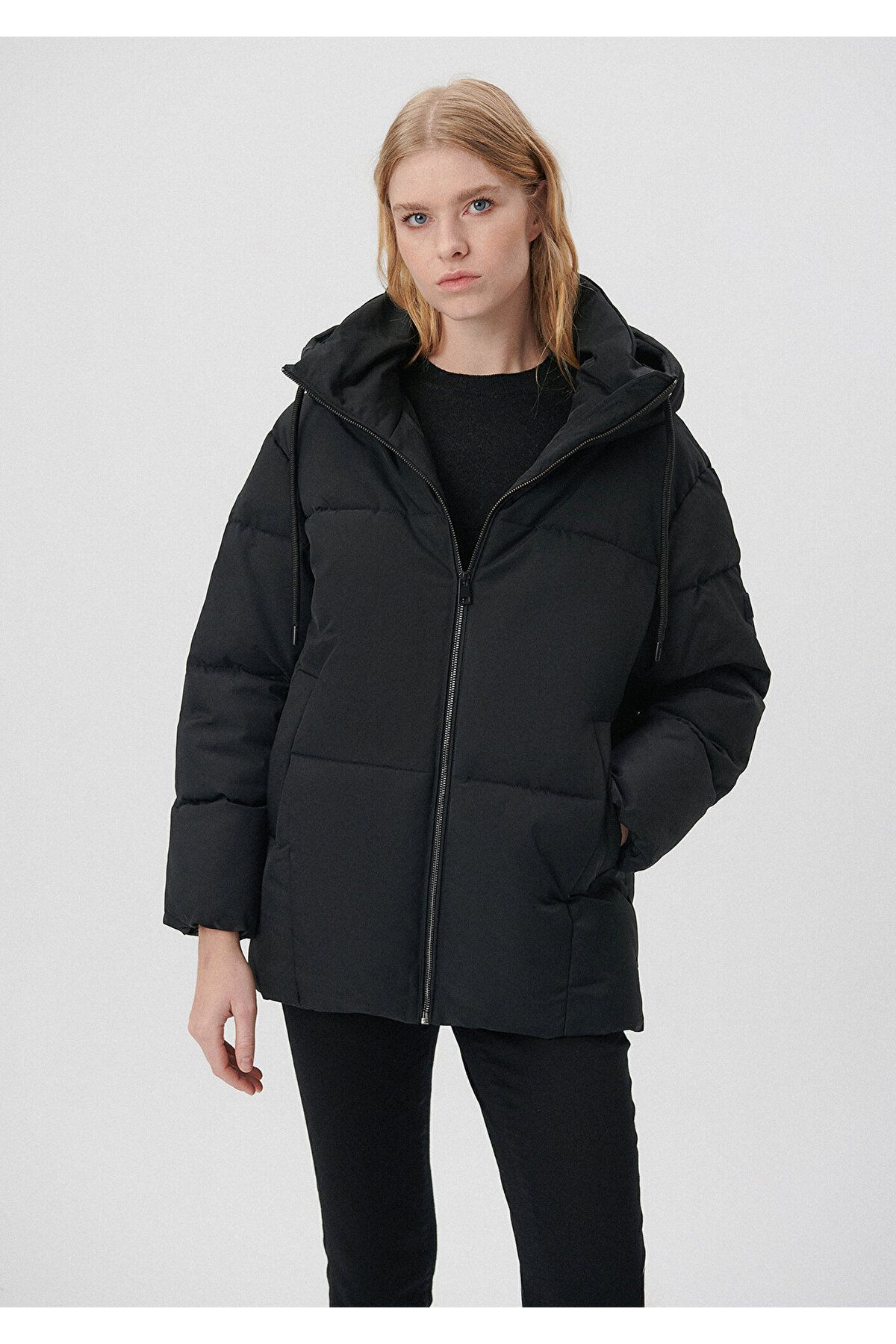 Kapüşonlu Siyah Şişme Mont 1110075-900 Kapüşonlu Siyah Şişme Mont 1110075-900