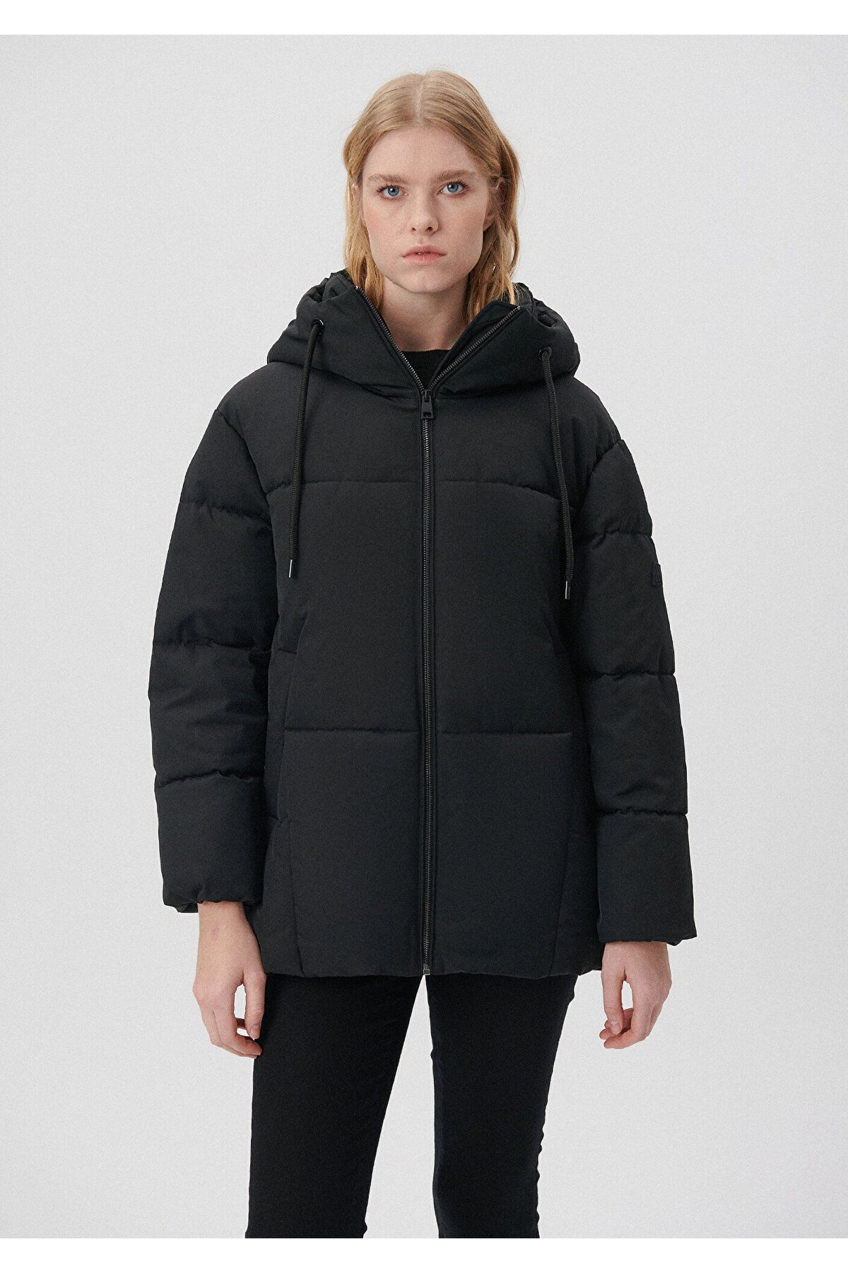 Kapüşonlu Siyah Şişme Mont 1110075-900 Kapüşonlu Siyah Şişme Mont 1110075-900