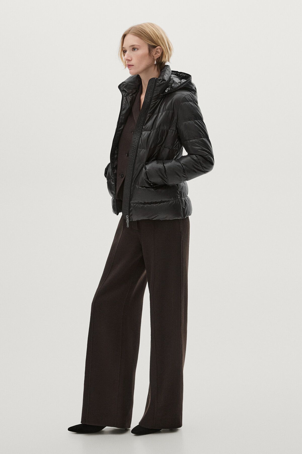 Kapüşonlu şişme mont Kapüşonlu şişme mont