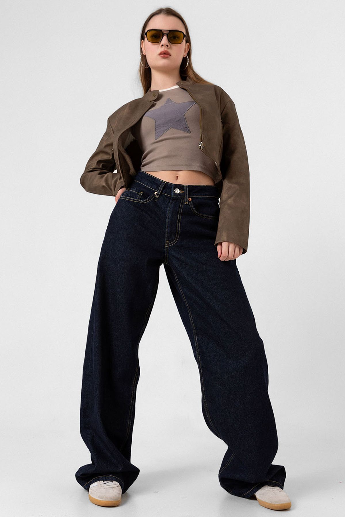 Lacivert Bol Kesim Denim Geniş Paça Rahat Baggy Jean Kot Salaş Kadın Pantolon @varese Lacivert Bol Kesim Denim Geniş Paça Rahat Baggy Jean Kot Salaş Kadın Pantolon @varese