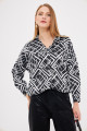 Kadın Siyah Kare Desen Oversize Uzun Basic Gömlek Arm-22Y001144 Kadın Siyah Kare Desen Oversize Uzun Basic Gömlek Arm-22Y001144