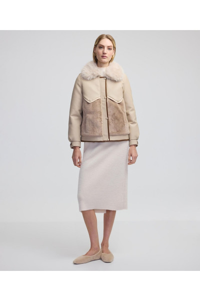 Suni kürklü deri görünümlü mont Suni kürklü deri görünümlü mont