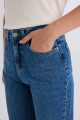 Straight Fit Yüksek Bel Bilek Boy Jean Yıkamalı Pantolon E0734AX24WN Straight Fit Yüksek Bel Bilek Boy Jean Yıkamalı Pantolon E0734AX24WN