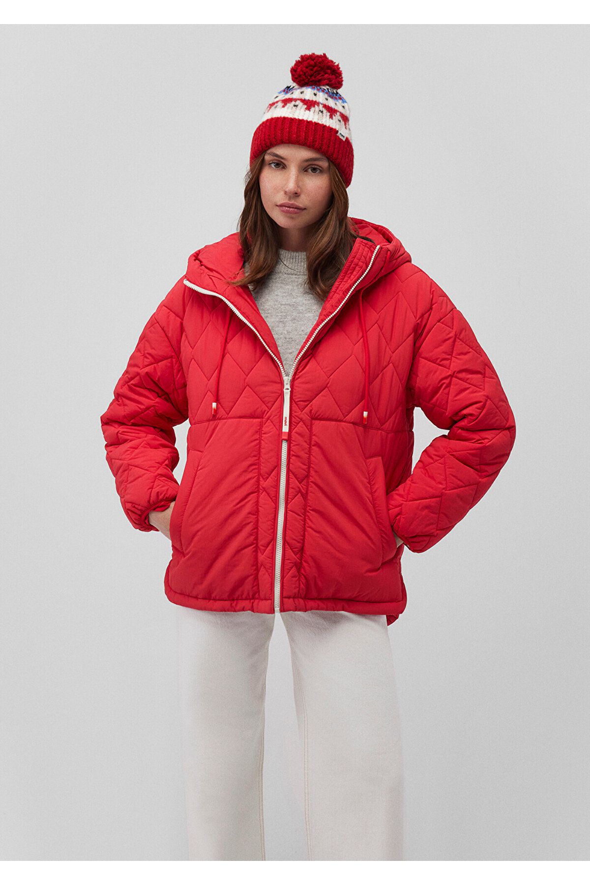 Kapüşonlu Kırmızı Kapitone Ceket Loose Fit / Bol Rahat Kesim 1110499-70468 Kapüşonlu Kırmızı Kapitone Ceket Loose Fit / Bol Rahat Kesim 1110499-70468