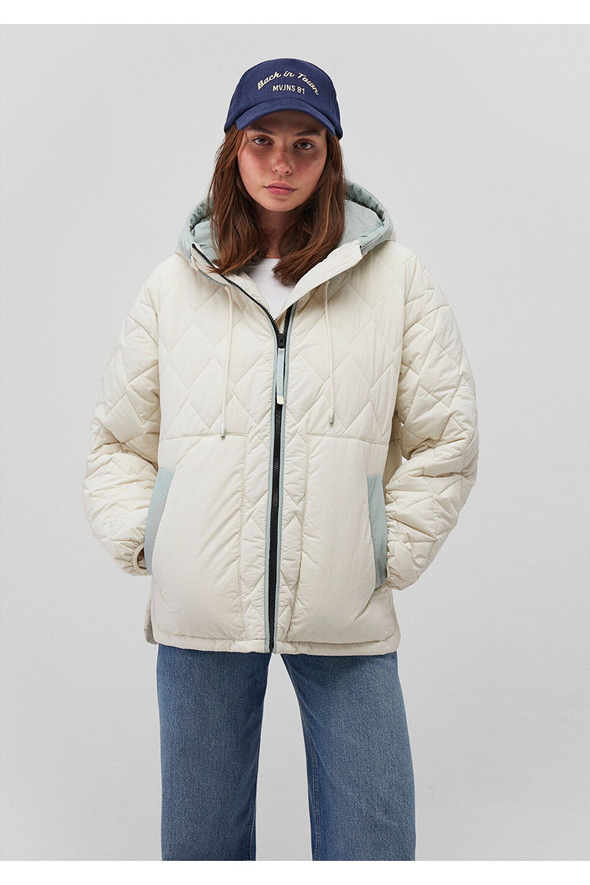 Kapüşonlu Ekru Kapitone Ceket Loose Fit / Bol Rahat Kesim 1110499-86412 Kapüşonlu Ekru Kapitone Ceket Loose Fit / Bol Rahat Kesim 1110499-86412