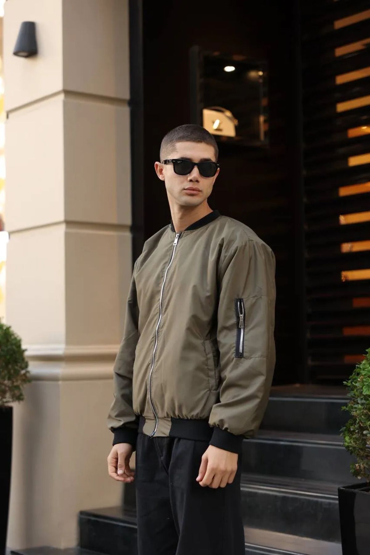 Oversize Unisex Paraşüt Mevsimlik Bomber Ceket Oversize Unisex Paraşüt Mevsimlik Bomber Ceket