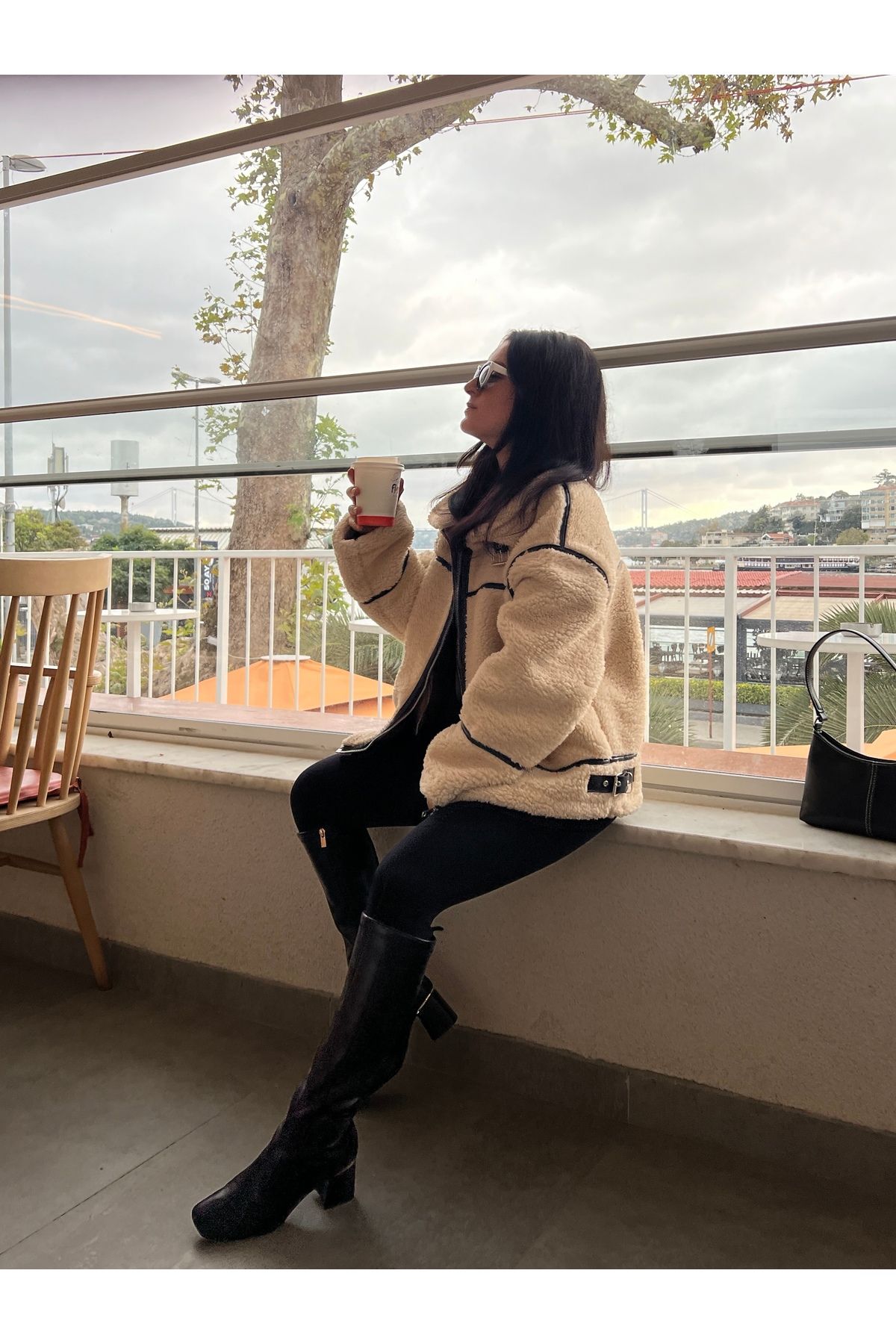 Teddy Mont ZR Deri ve Kemer Detaylı Teddy Mont ZR Deri ve Kemer Detaylı