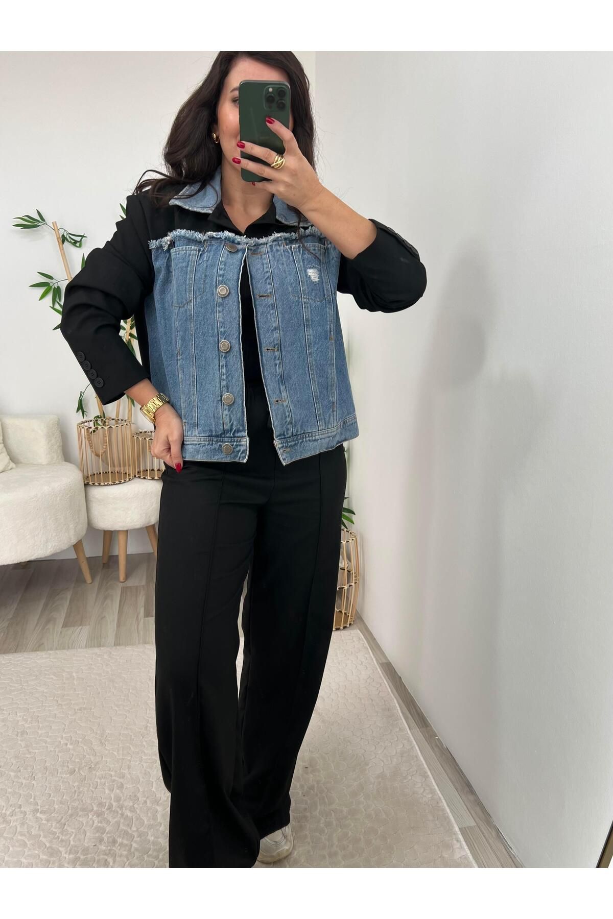 Siyah Denim Detaylı Tasarım Ceket Siyah Denim Detaylı Tasarım Ceket