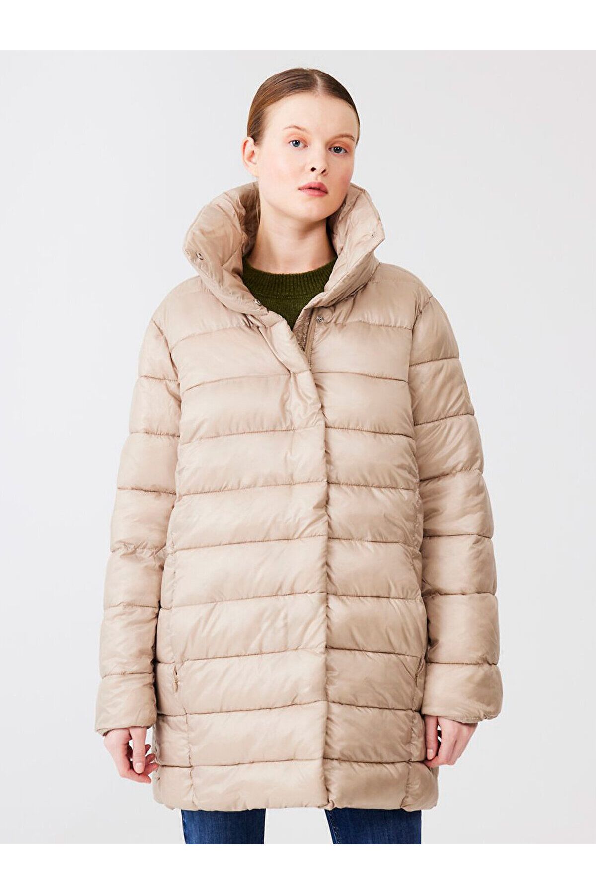Kapüşonlu Şişme Bej Mont Kapüşonlu Şişme Bej Mont