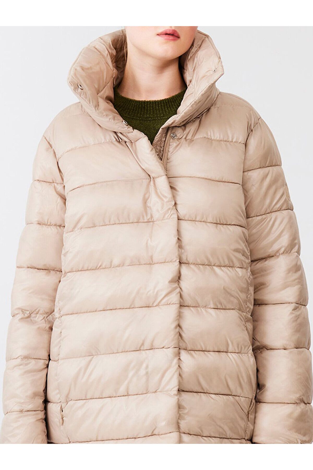 Kapüşonlu Şişme Bej Mont Kapüşonlu Şişme Bej Mont