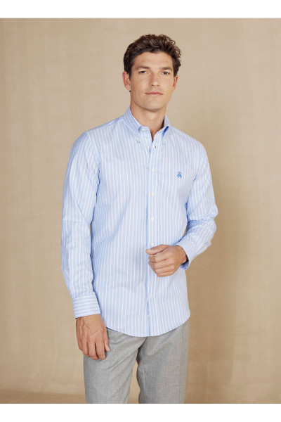 Slim Fit Düğmeli Yaka Çizgili Mavi - Beyaz Erkek Gömlek BBFW24MSH027 Slim Fit Düğmeli Yaka Çizgili Mavi - Beyaz Erkek Gömlek BBFW24MSH027