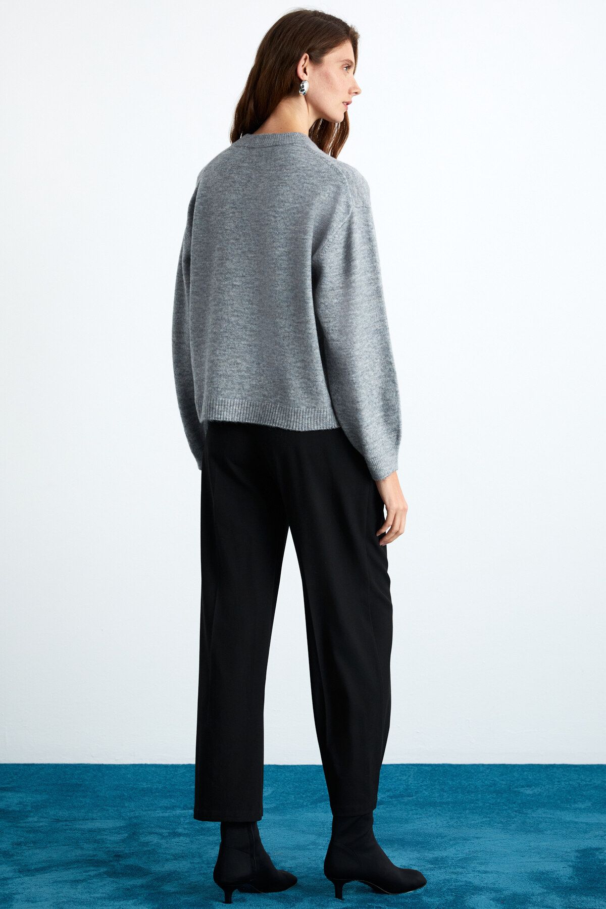 Nanna Kadın Oversize Fit Bol Kalıp Yuvarlak Yaka Recycle Triko Grimelanj Kazak Nanna Kadın Oversize Fit Bol Kalıp Yuvarlak Yaka Recycle Triko Grimelanj Kazak