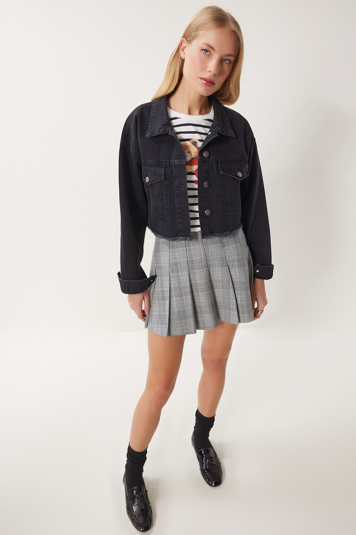 Püskül Detaylı Denim Crop Ceket SİYAH LAN0014 Püskül Detaylı Denim Crop Ceket SİYAH LAN0014