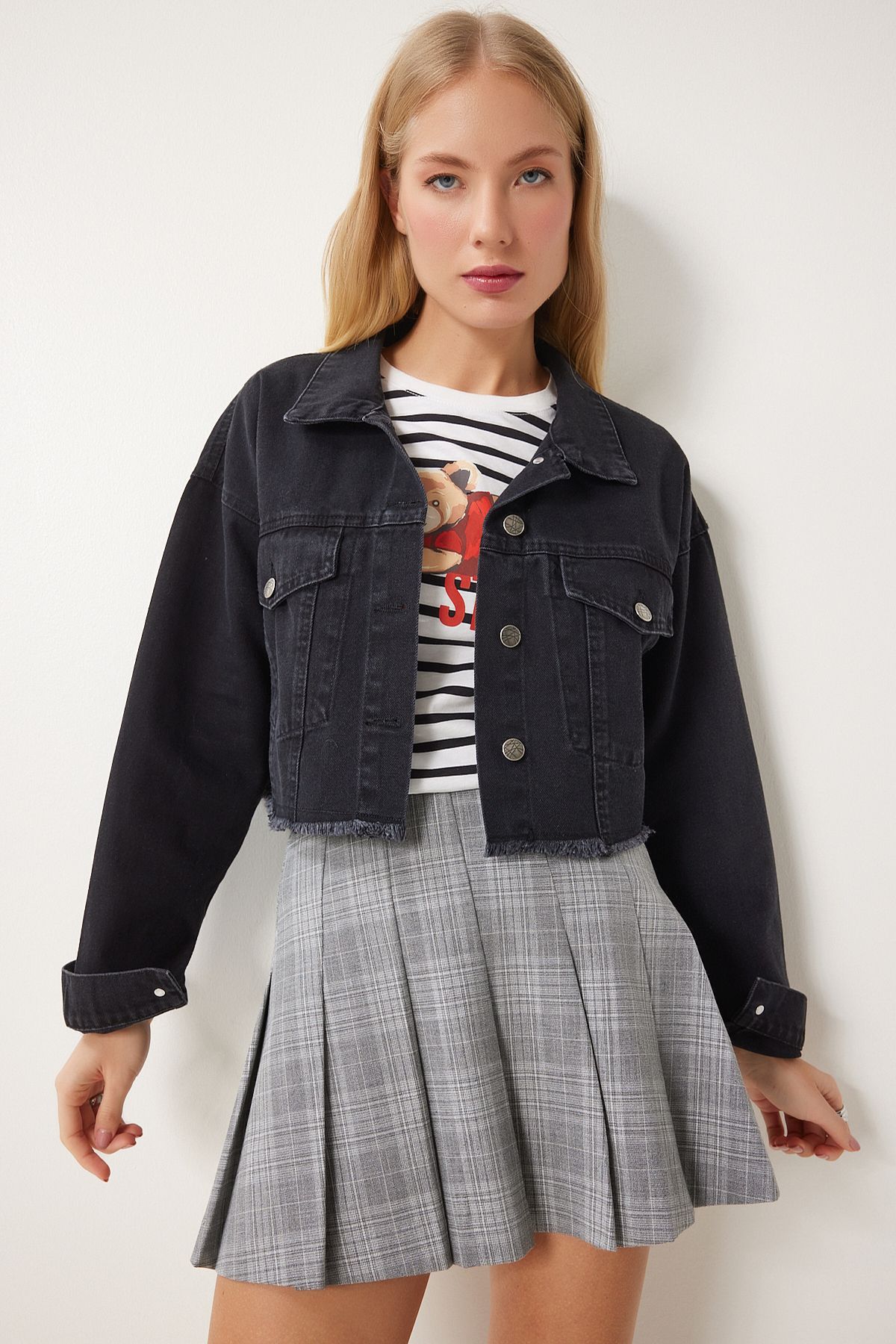 Püskül Detaylı Denim Crop Ceket SİYAH LAN0014 Püskül Detaylı Denim Crop Ceket SİYAH LAN0014