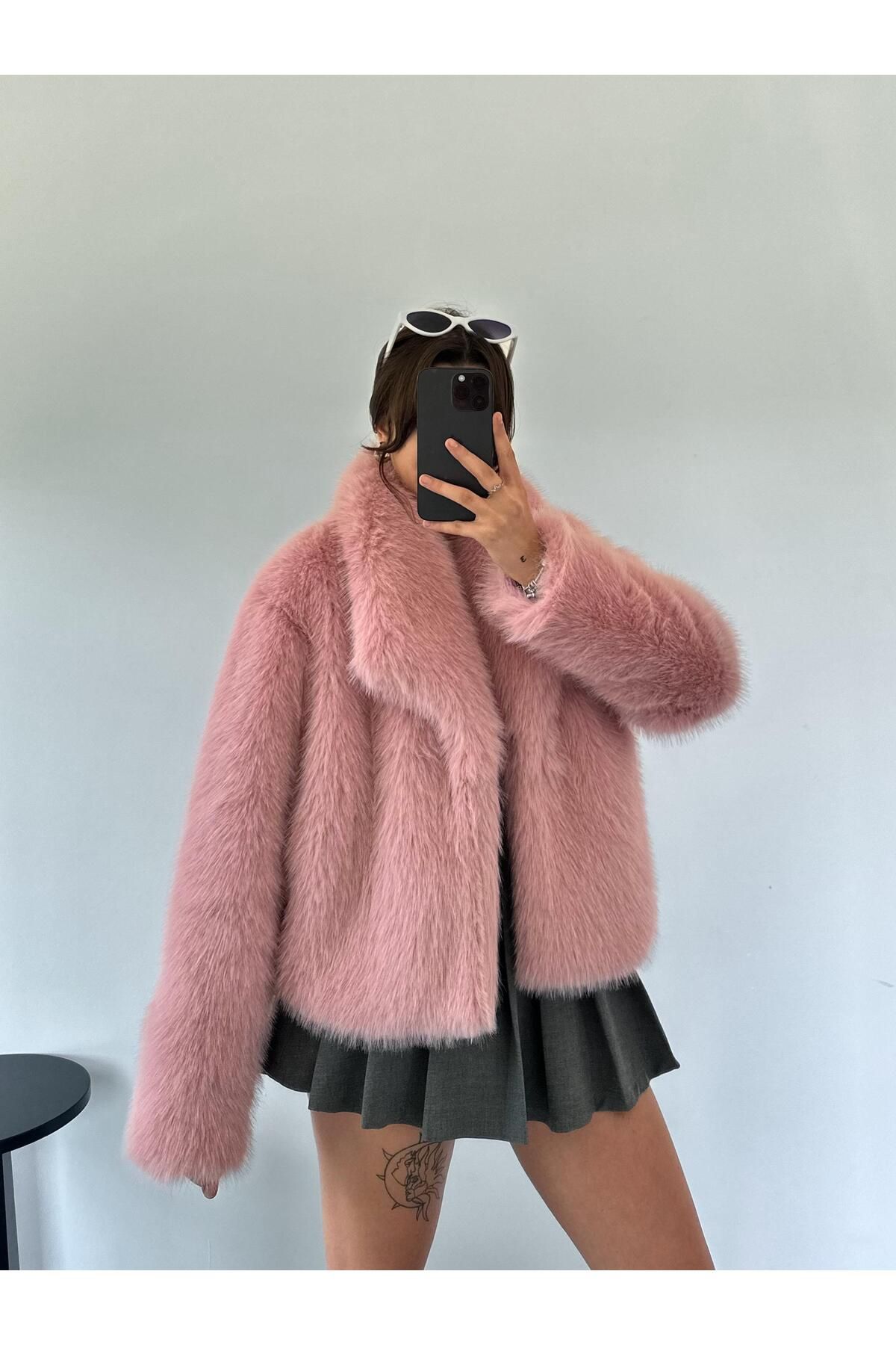 Paulina Şal Pembe Kürk  Ceket Paulina Şal Pembe Kürk  Ceket