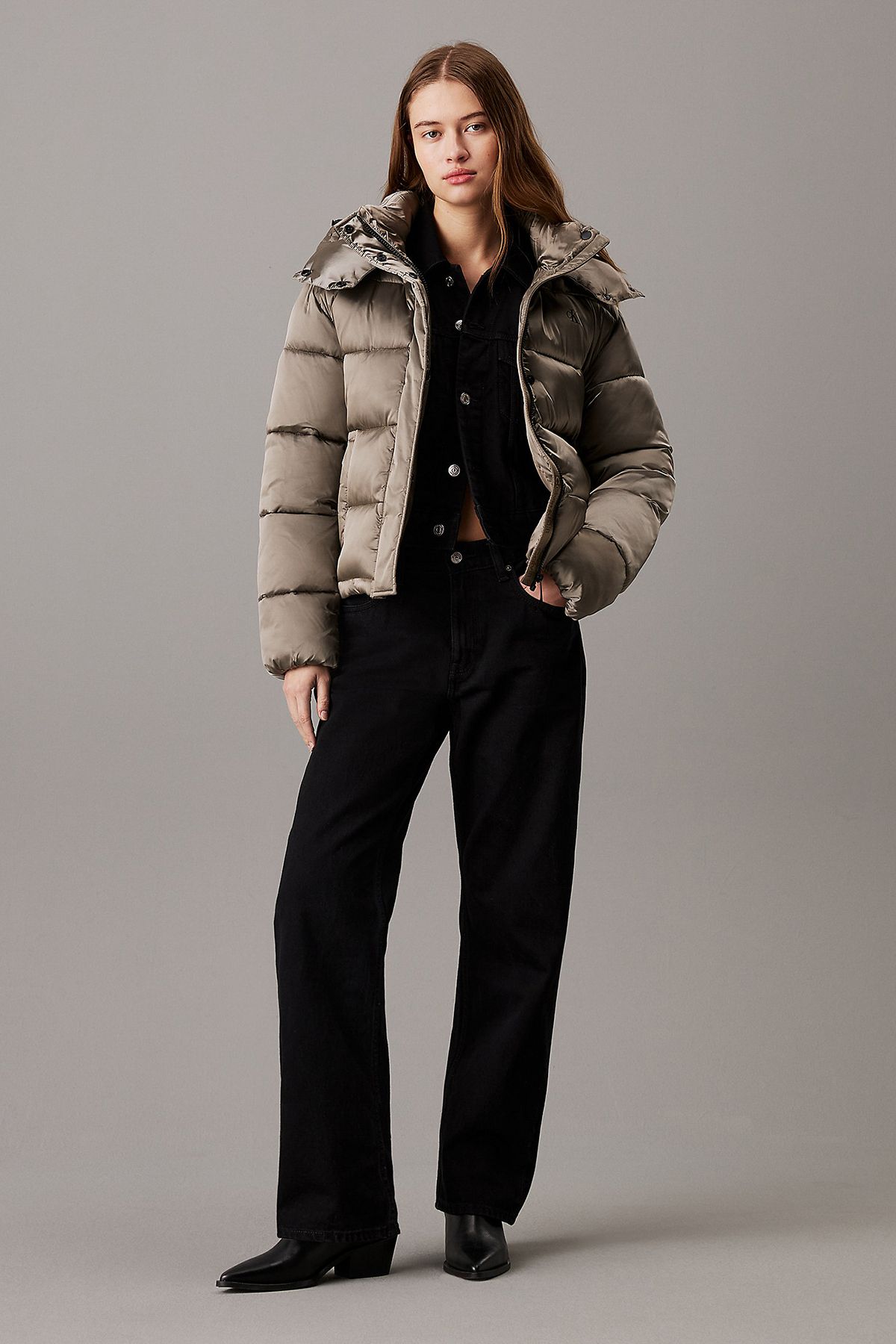 Logolu Parlak Saten Şişme Mont J20J224616PAV  MONT J20J224616 PAV Logolu Parlak Saten Şişme Mont J20J224616PAV  MONT J20J224616 PAV