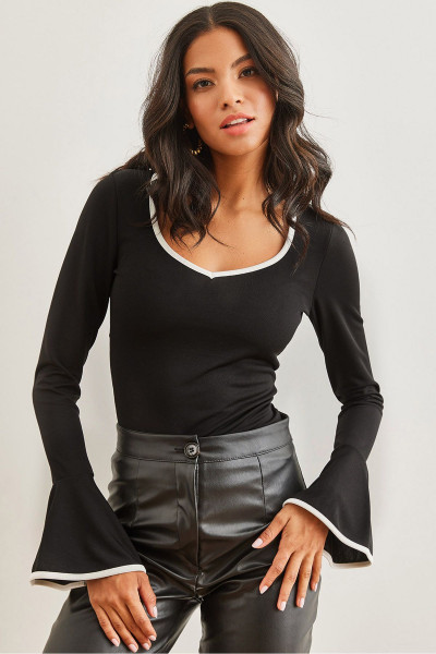 Kadın Siyah Kalp Yaka Şeritli İspanyol Kol Bluz BLZ-19002776