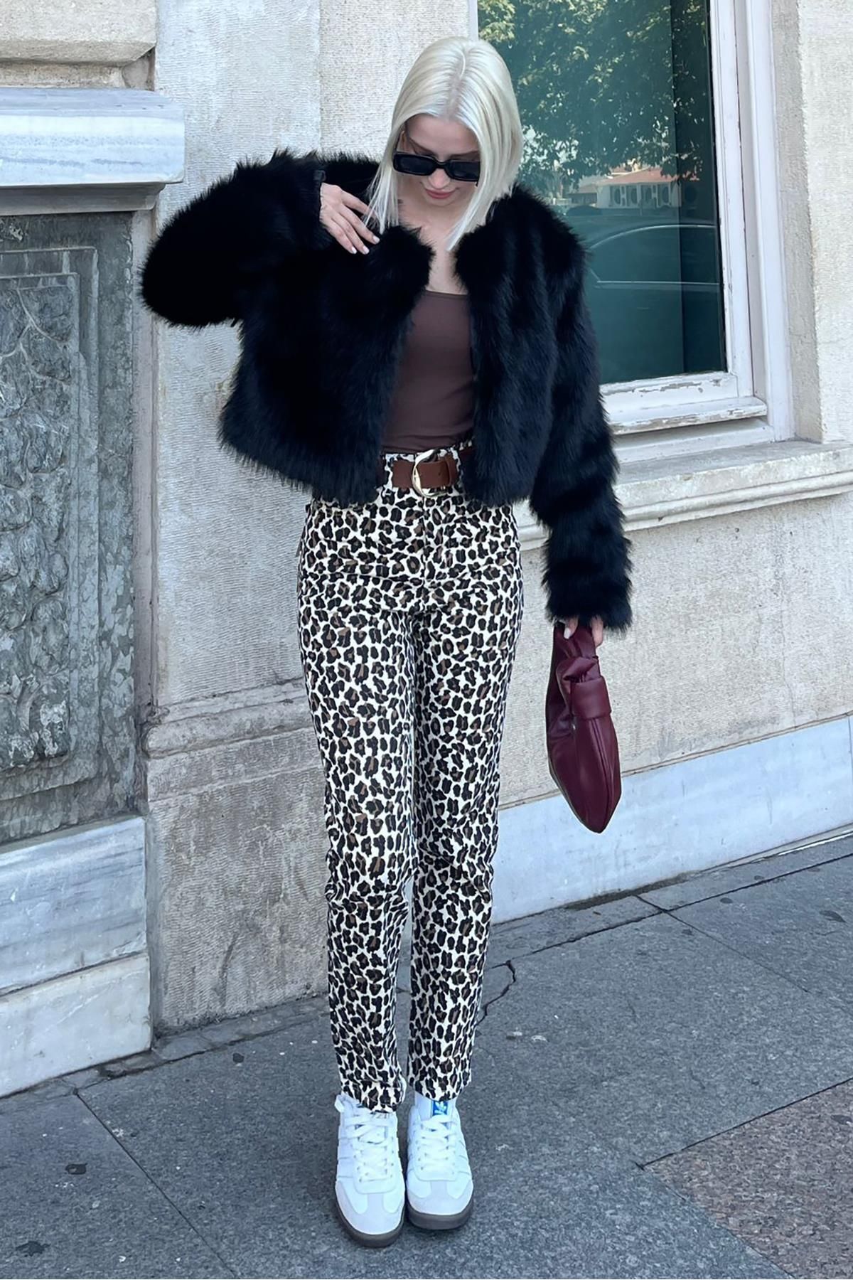 Siyah Bisiklet Yaka Kadın Suni Kürk Mont MG2176 Siyah Bisiklet Yaka Kadın Suni Kürk Mont MG2176