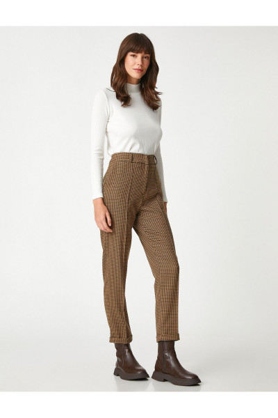 Kazayağı Desenli Havuç Pantolon Nervürlü Cepli Kazayağı Desenli Havuç Pantolon Nervürlü Cepli