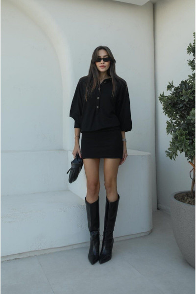 Siyah Yakası Düğmeli Elbise Siyah Yakası Düğmeli Elbise