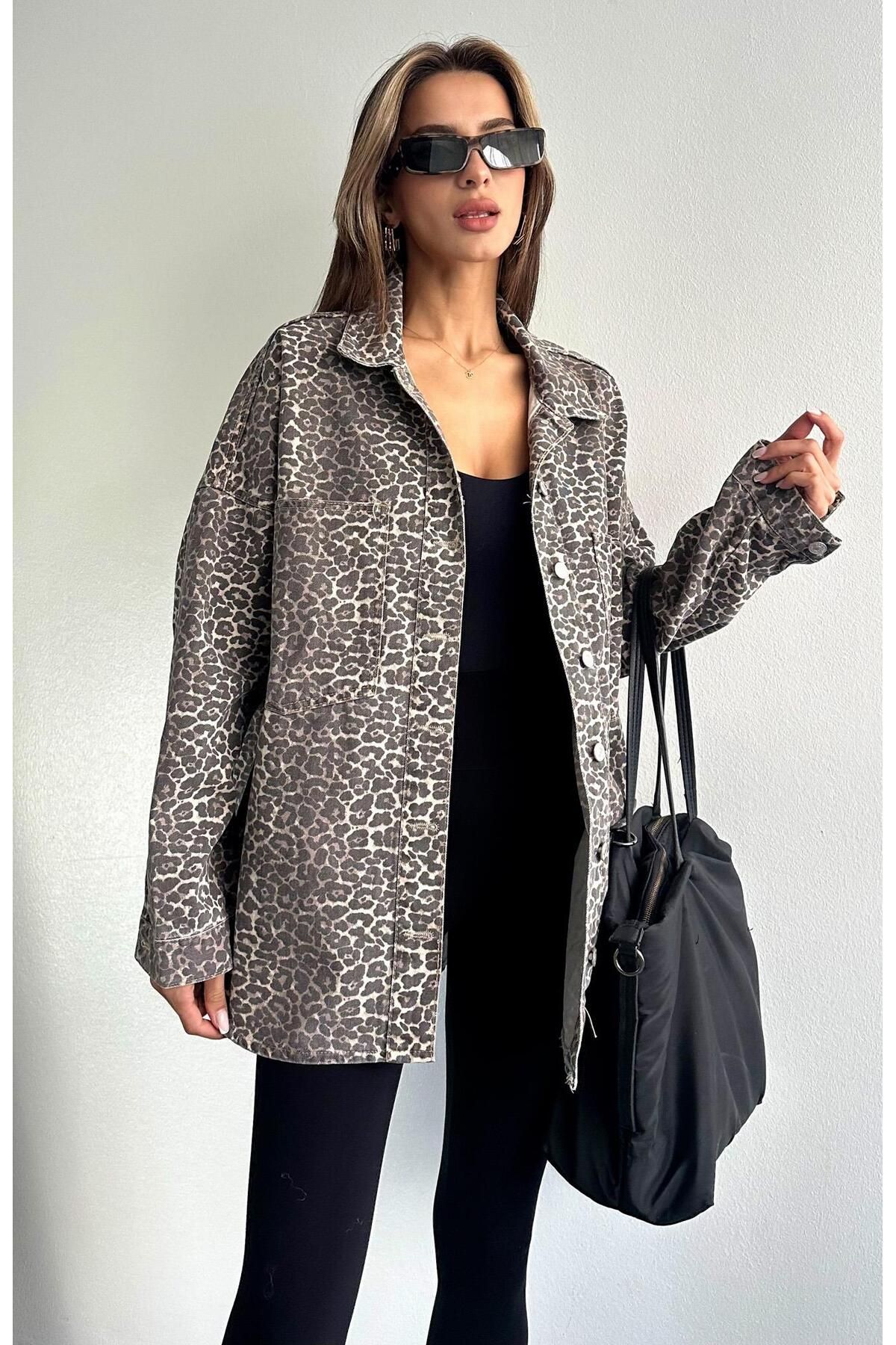 Leopar Desen Oversize Ceket KAHVERENGİ Leopar Desen Oversize Ceket KAHVERENGİ