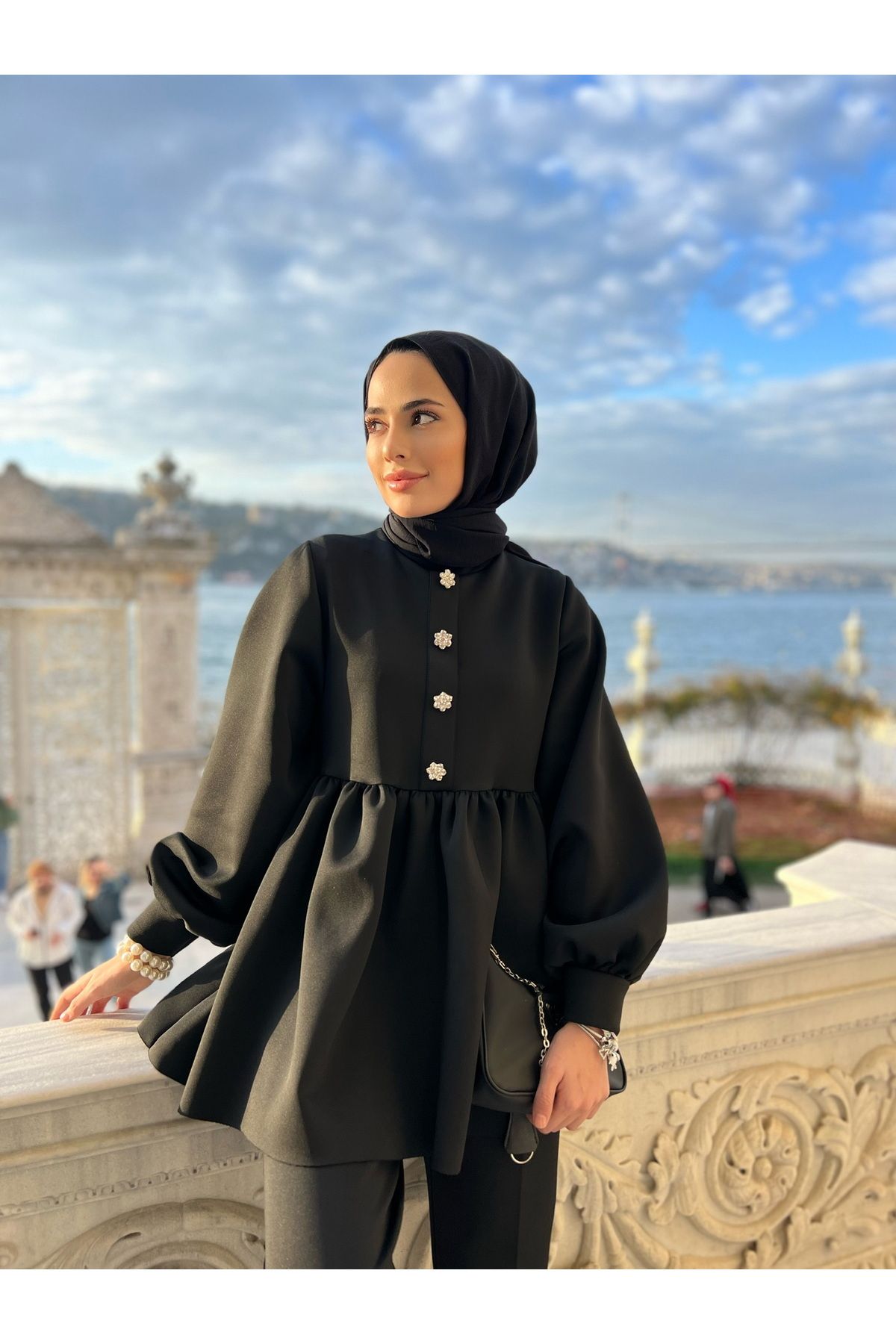 Özel Taşlı Scuba Takım Siyah Özel Taşlı Scuba Takım Siyah