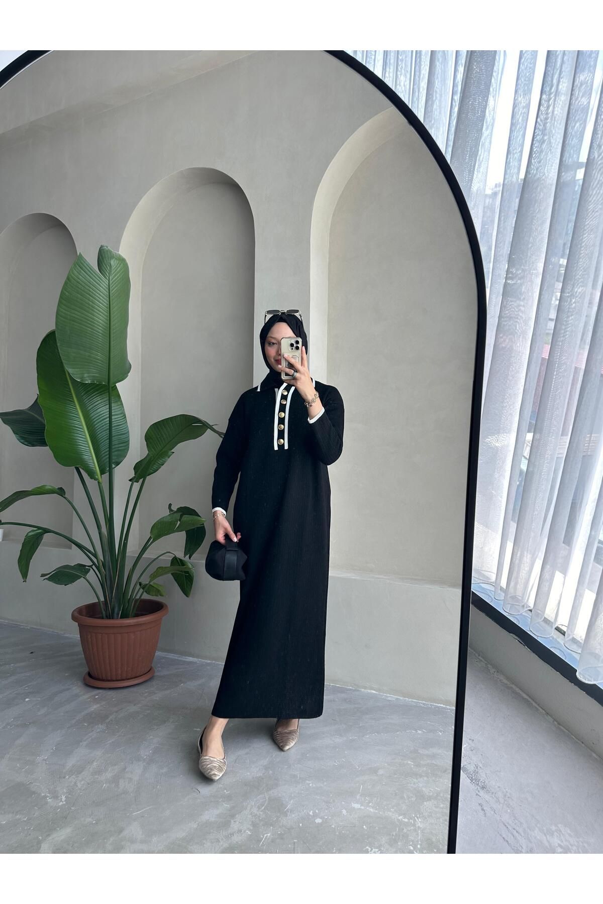 Oversize Düğmeli V Yaka Fitilli Triko Tesettür Elbise Fitilli Uzun Kışlık Tam Boy Elbise Oversize Düğmeli V Yaka Fitilli Triko Tesettür Elbise Fitilli Uzun Kışlık Tam Boy Elbise