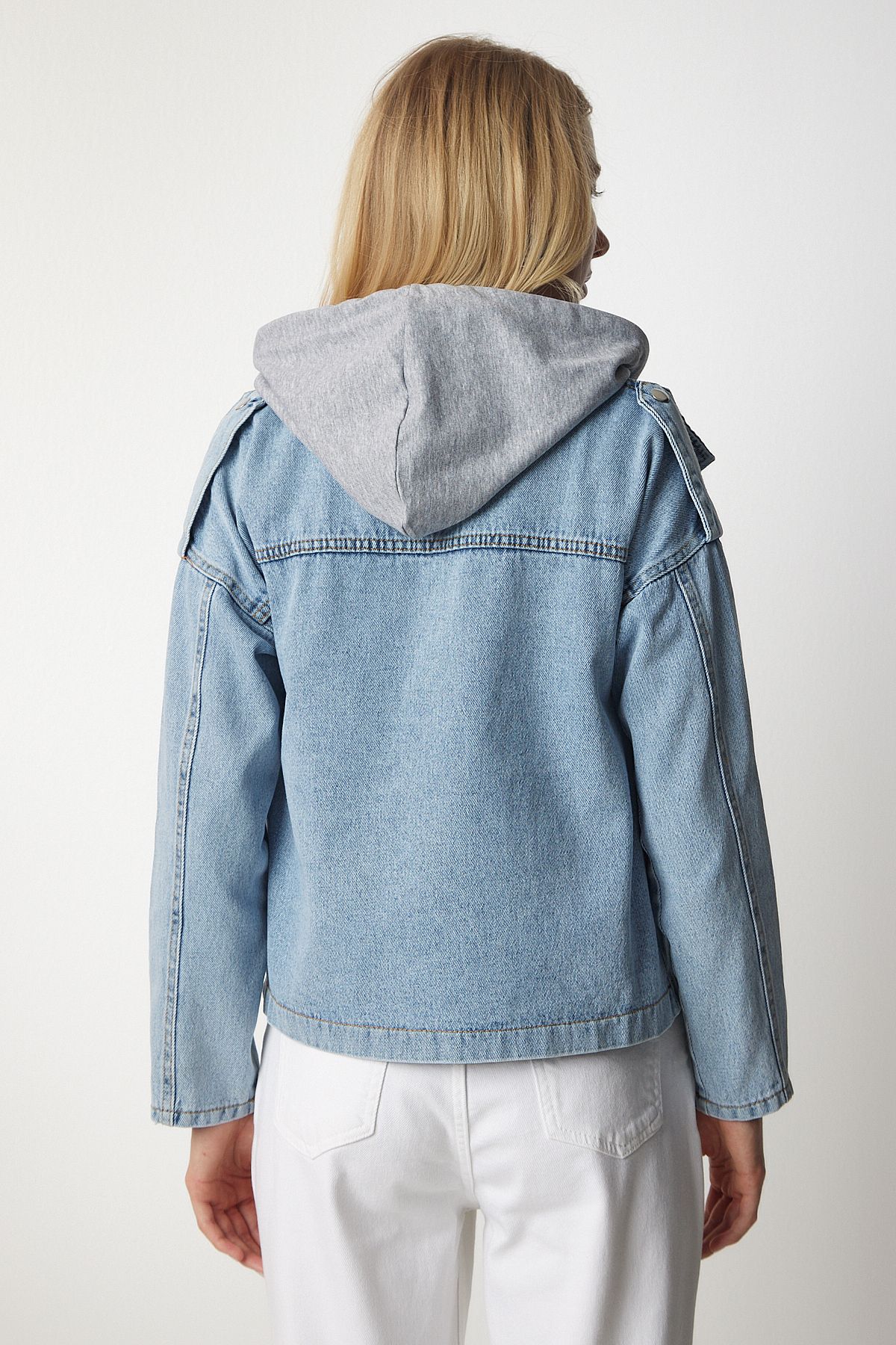 Sweatshirt Detaylı Kapüşonlu Denim Ceket AÇIK MAVİ LRV0082 Sweatshirt Detaylı Kapüşonlu Denim Ceket AÇIK MAVİ LRV0082