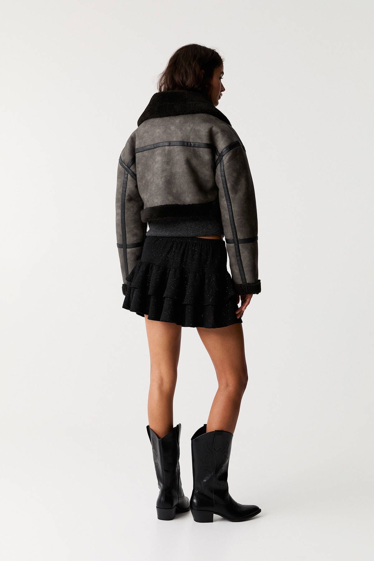 Suni yünlü astar detaylı kısa ceket Suni yünlü astar detaylı kısa ceket