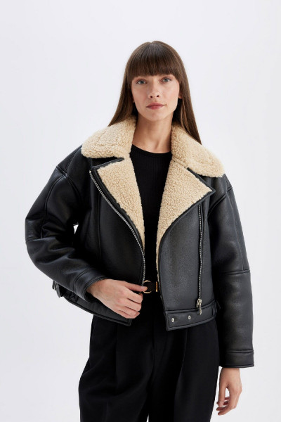 Su Geçirmez  Suni Deri Mont Oversize Kruvaze Yaka Fermuar Kapamalı Mevsimlik Suni Kürk Astarlı A0970 Su Geçirmez  Suni Deri Mont Oversize Kruvaze Yaka Fermuar Kapamalı Mevsimlik Suni Kürk Astarlı A0970