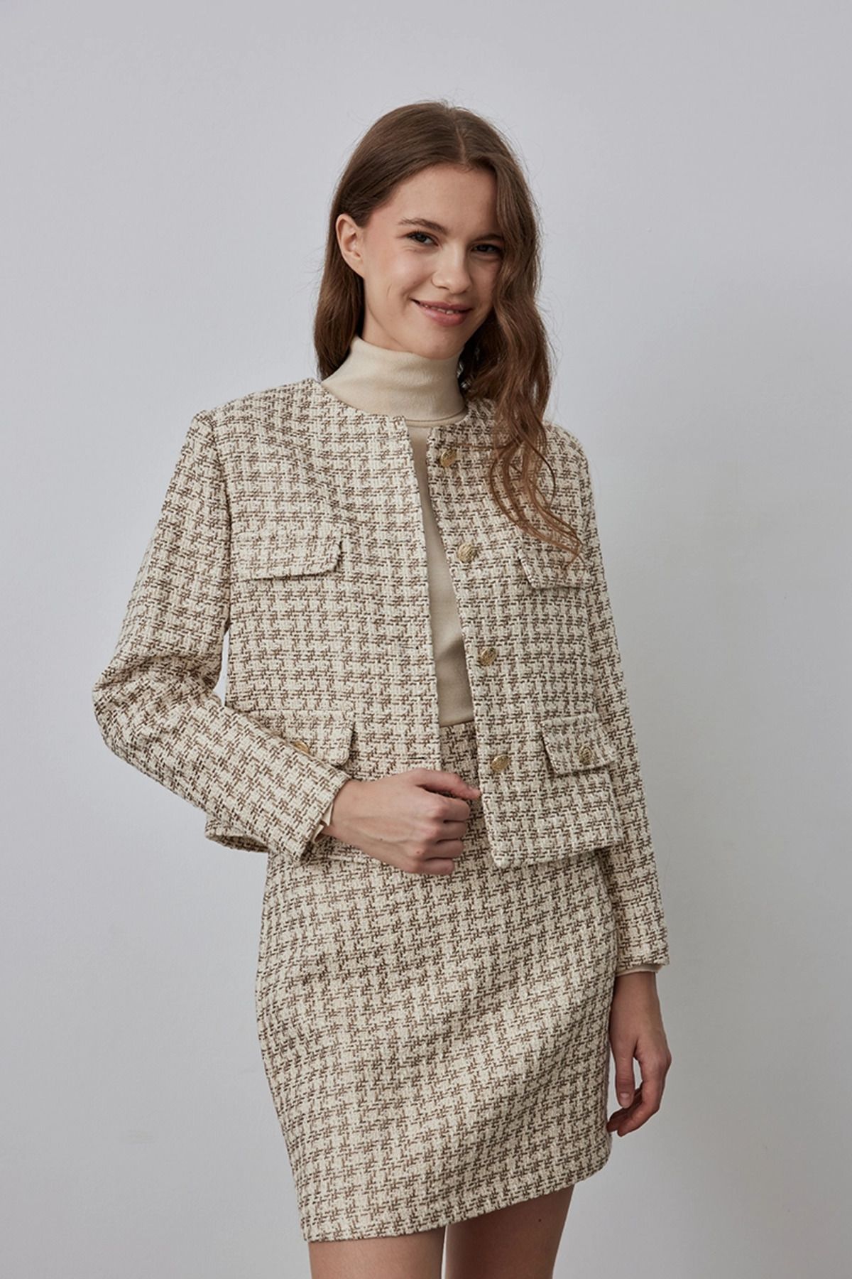 Yakasız Kazayağı Tuvit Ceket - Ekru Yakasız Kazayağı Tuvit Ceket - Ekru