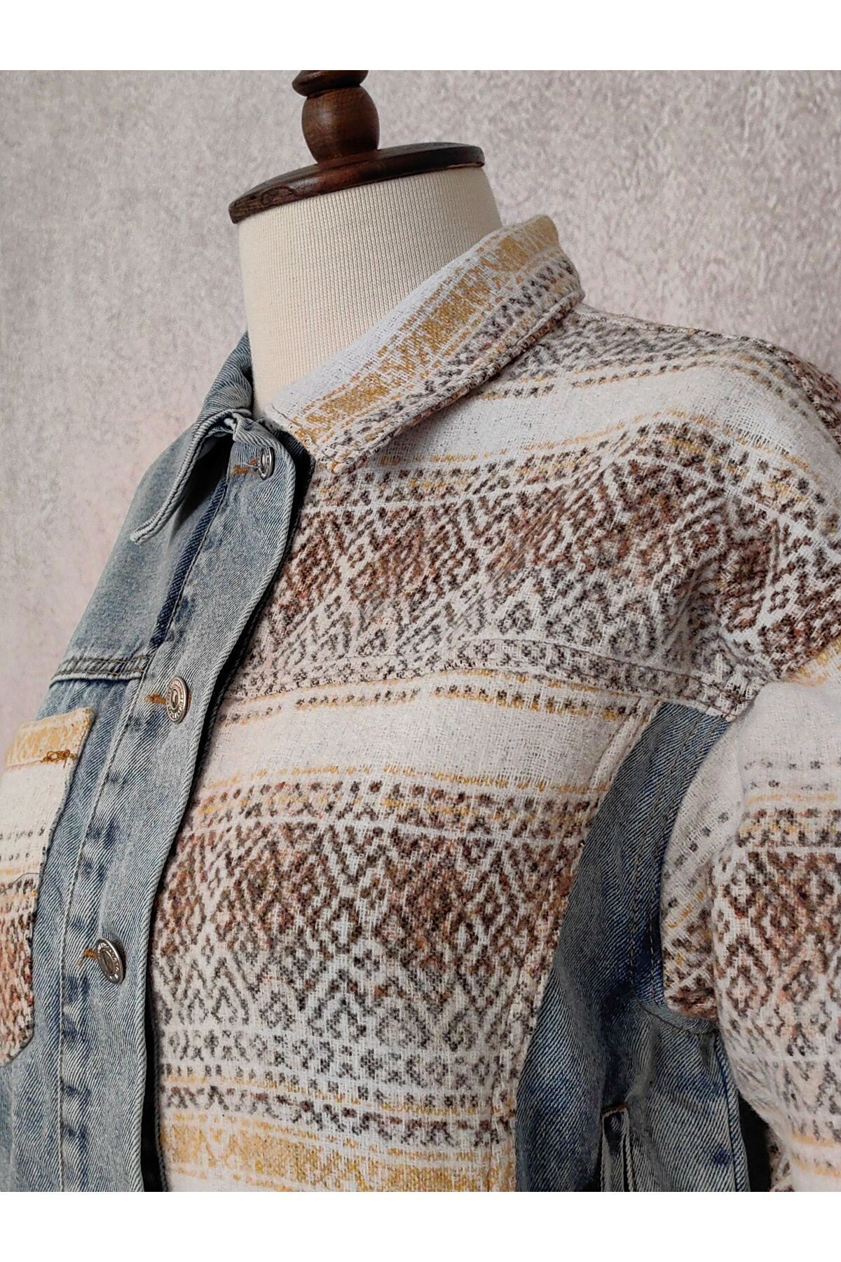 Triko Detaylı Denim Ceket Triko Detaylı Denim Ceket