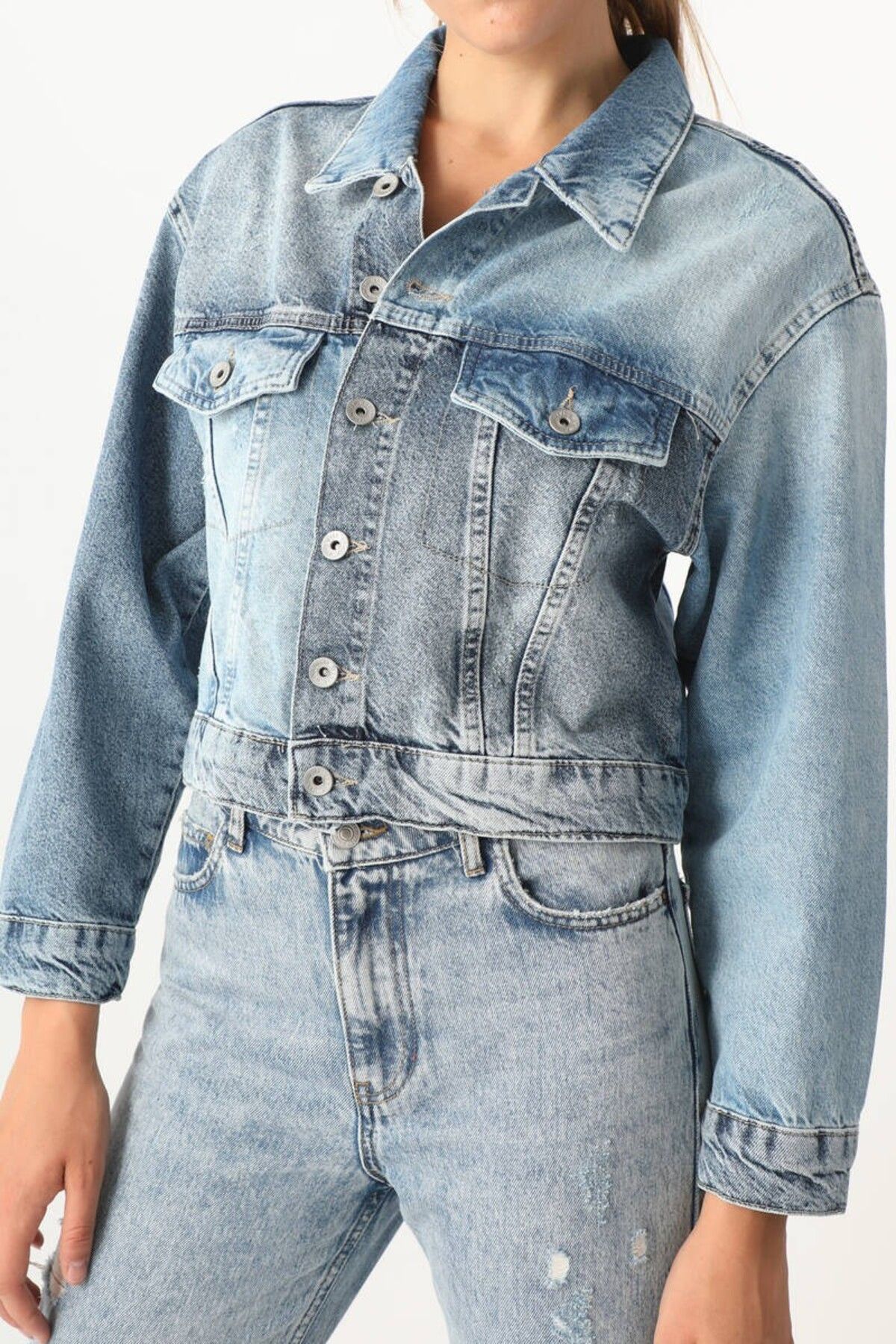 Kadın Renk Bloklu Jean Ceket Mavi Kadın Renk Bloklu Jean Ceket Mavi