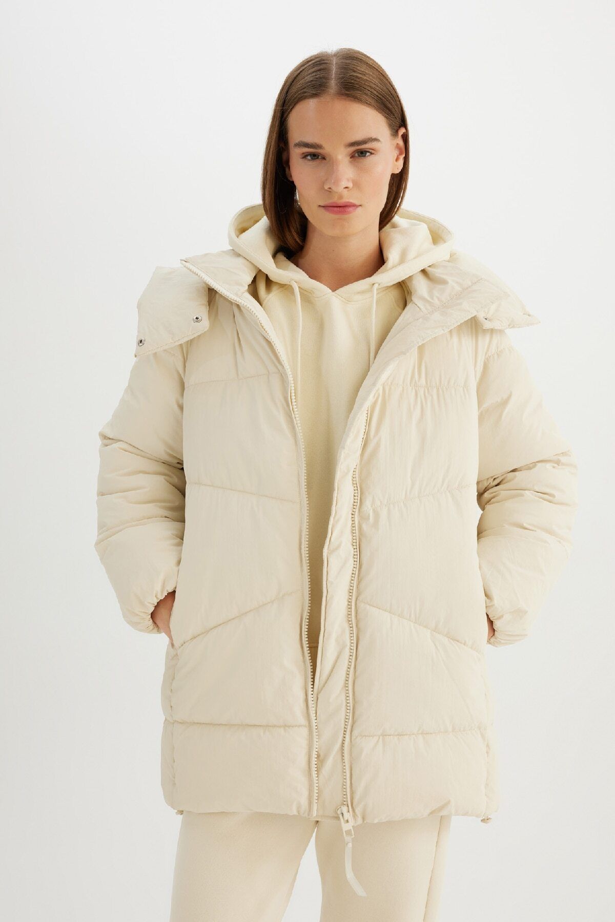 Su İtici Kapüşonlu Şişme Mont Parka Fermuar Çıtçıtlı Cepli C9372AX24WN Su İtici Kapüşonlu Şişme Mont Parka Fermuar Çıtçıtlı Cepli C9372AX24WN