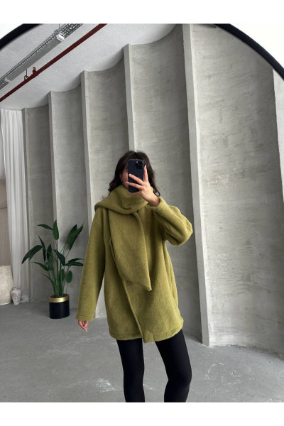 Yağ Yeşili Atkılı Oversize Kaban Yağ Yeşili Atkılı Oversize Kaban