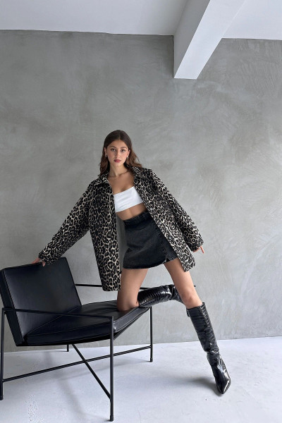 Siyah-Kahve Leopar Desen Çift Cep Oversize Denim Gömlek Ceket BCDF-245417 Siyah-Kahve Leopar Desen Çift Cep Oversize Denim Gömlek Ceket BCDF-245417