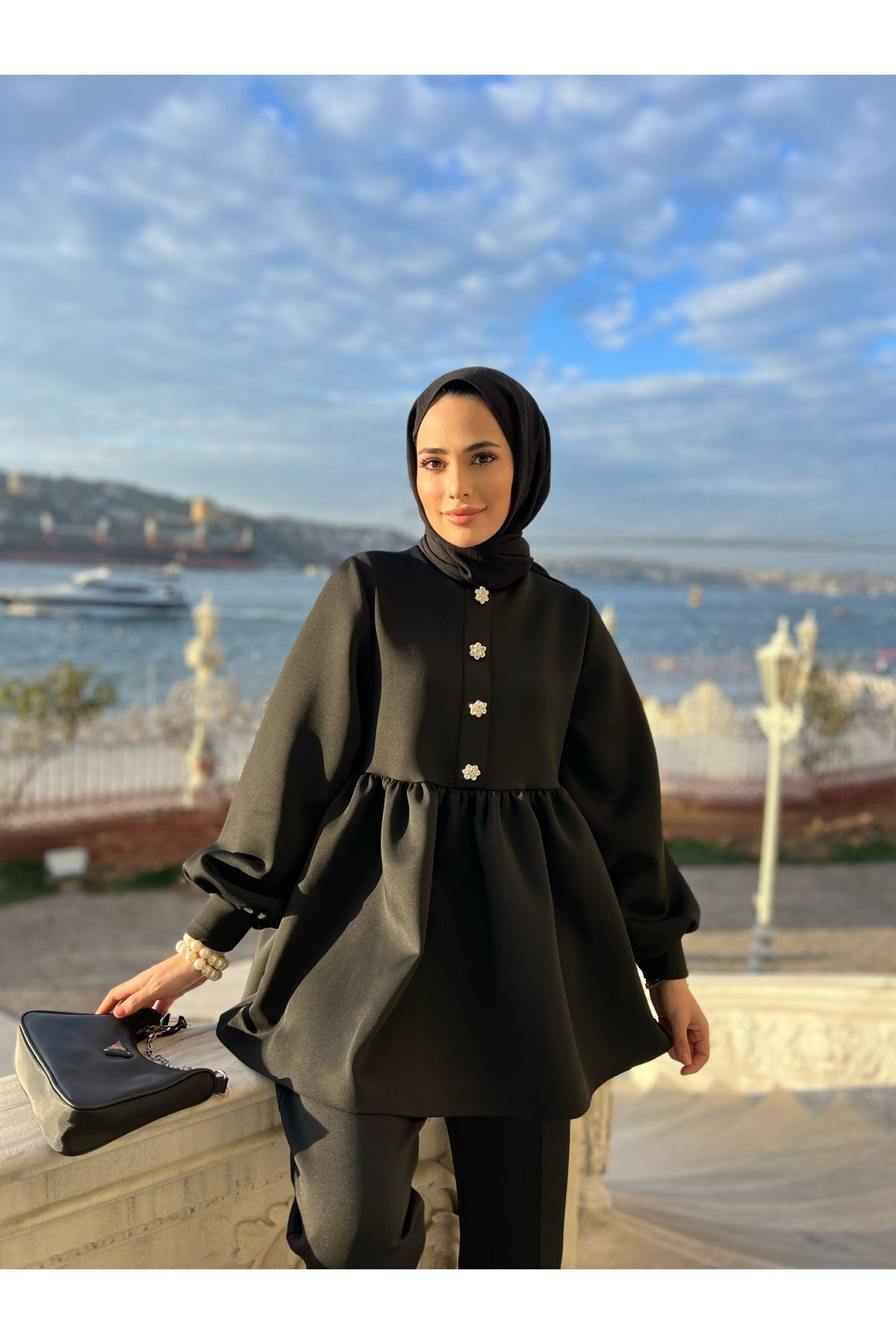 Özel Taşlı Scuba Takım Siyah Özel Taşlı Scuba Takım Siyah